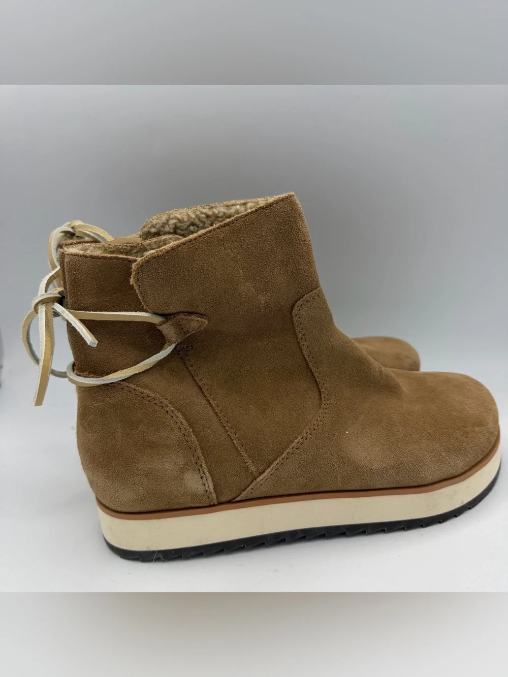 Merrell Juno Bluff Polar Ankle Snow Boots Womens Size 7.5 Beige Suede Waterproof